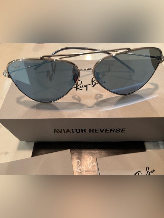 Ray-Ban Other - Ray-Ban Aviator Reverse Sunglasses in Silver with Blue Lenses 56mm